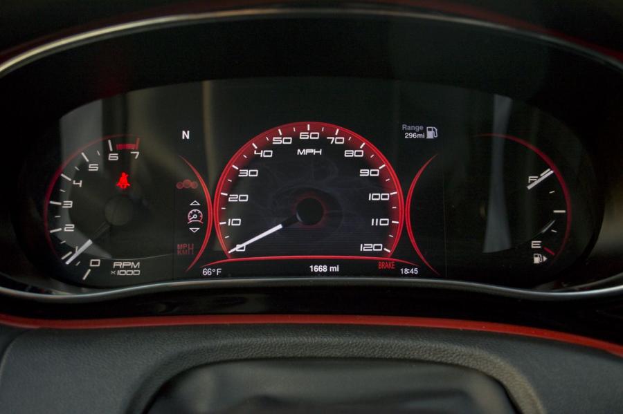  Dodge Dart GT 2013 года  (фото 44 из 55)